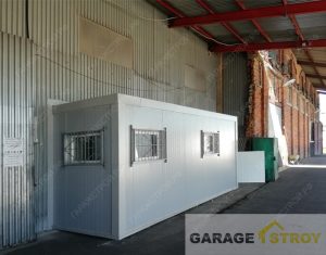 Встроенный офисный блок из сэндвич-панелей 6*4м вид 2