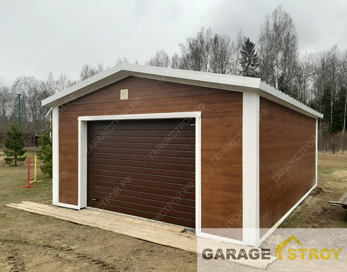 Кейс: Гараж 7х5м из сэндвич-панелей под дерево - ГаражСтрой.РФ