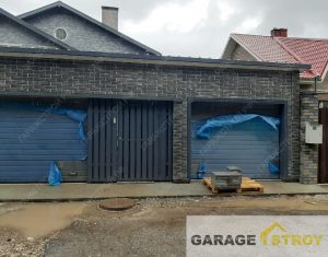 Гараж из сборных сэндвич-панелей с навесом вид 3