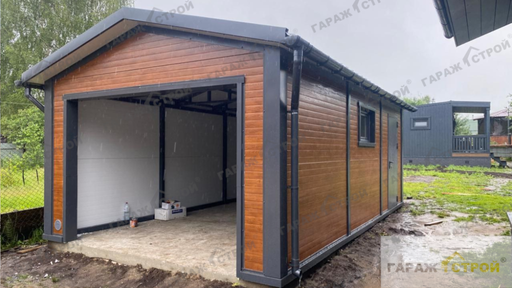 Кейс: Гараж  из сэндвич-панелей 7х4м под ключ